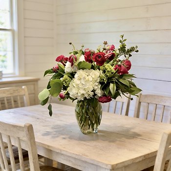 Coastal Farmhouse Arrangement
